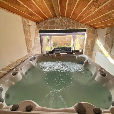 Habitación en casa particular De Charme Proche De Moissac Labastide-du-Temple